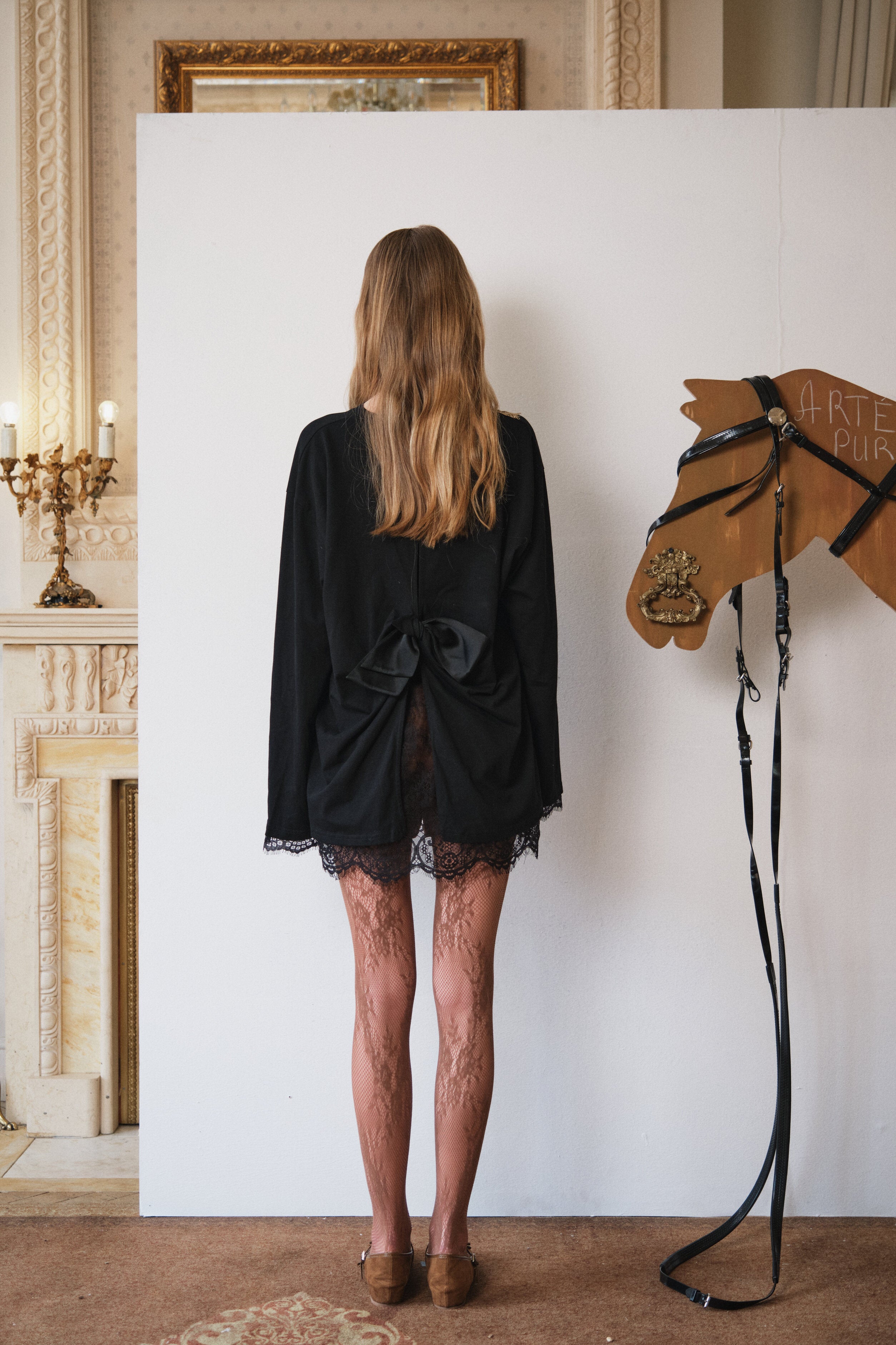 Black Mesh Bow Contrast Lace Long-Sleeve Tee